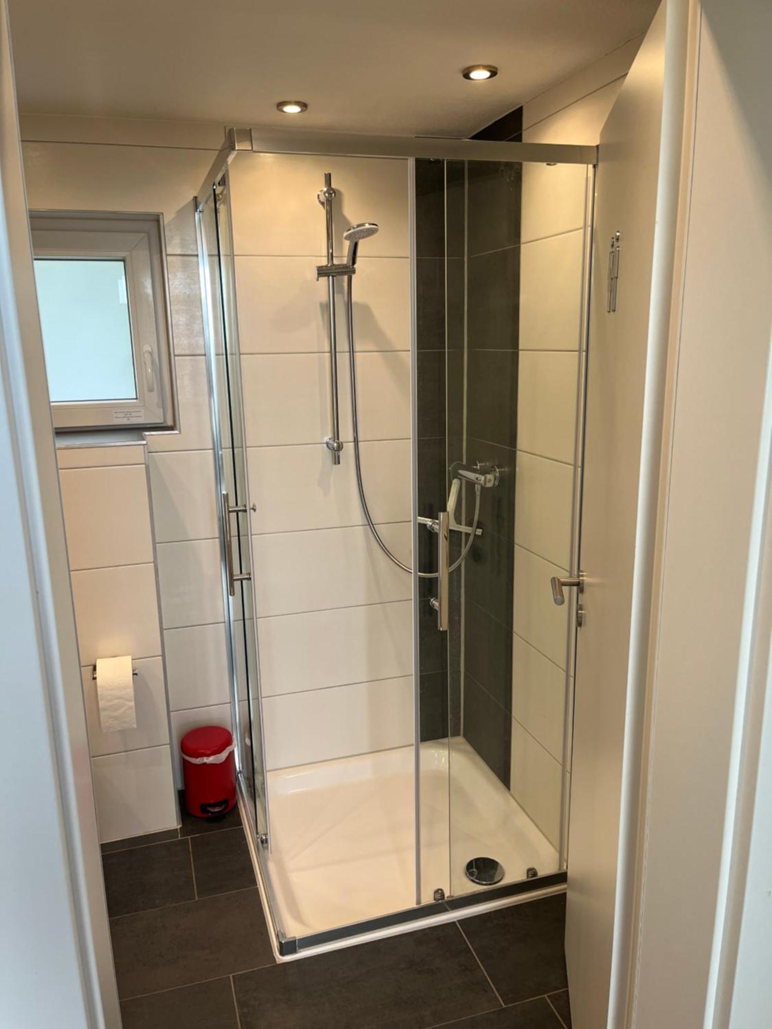 Apartment Haus Hutzelbuck In Idyllisch-grüner Lage Nähe An *