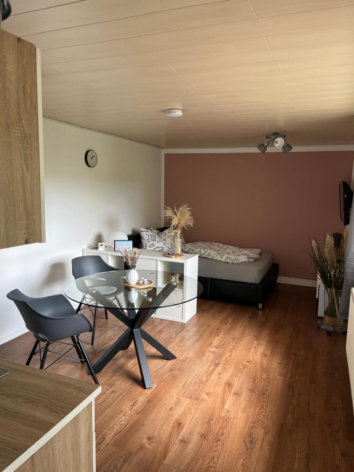 Haus Hutzelbuck In Idyllisch-grüner Lage Nähe An Apartment