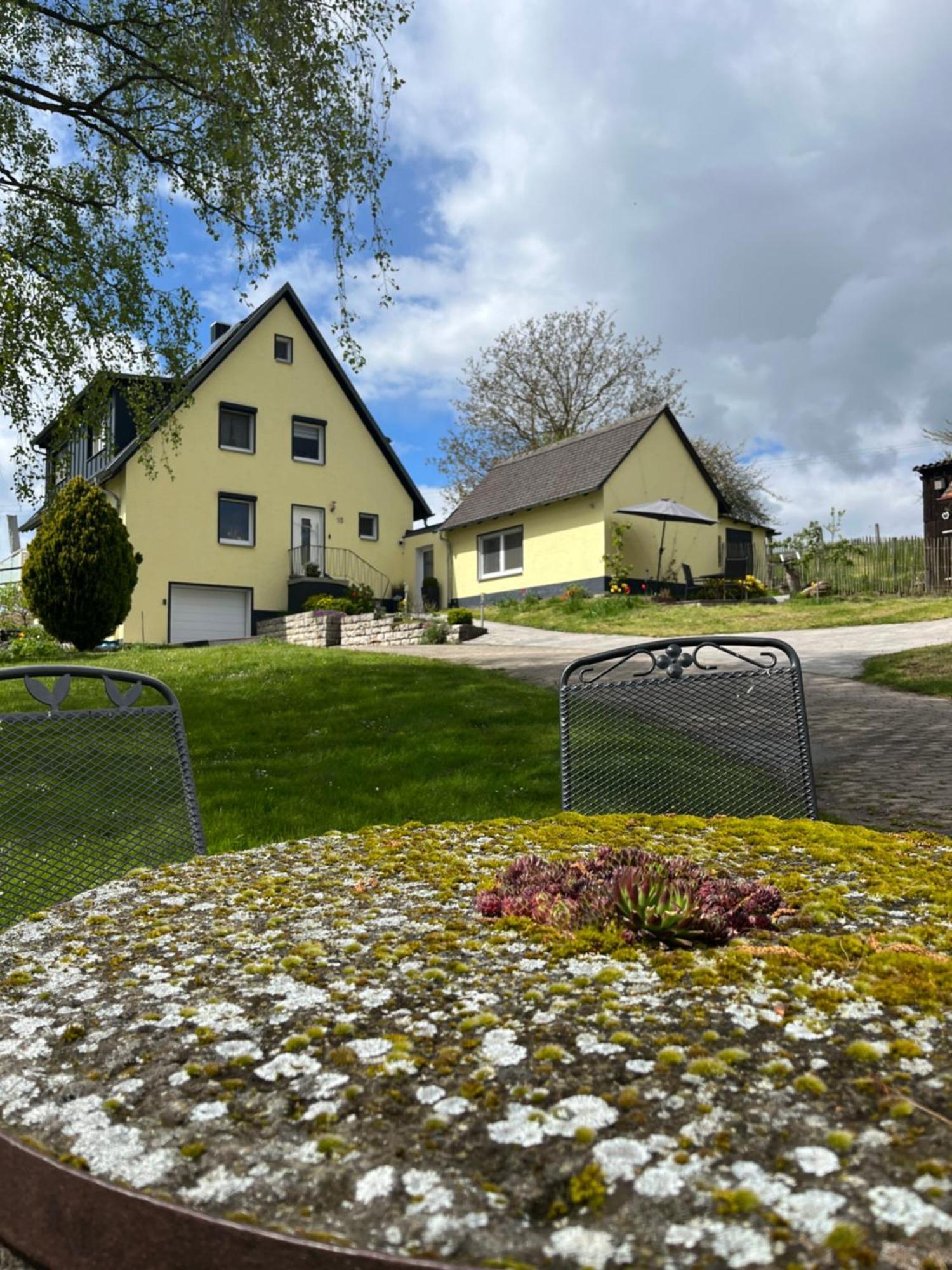 Haus Hutzelbuck In Idyllisch-grüner Lage Nähe An Apartment *